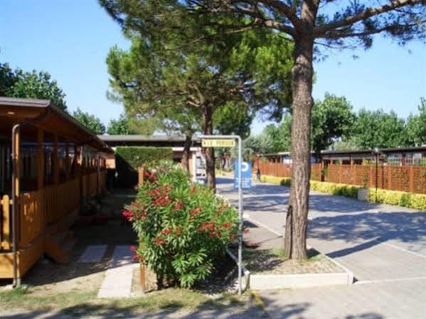 Happy Camping Village เบลลาเรีย-อีเจอา มารีนา ภายนอก รูปภาพ